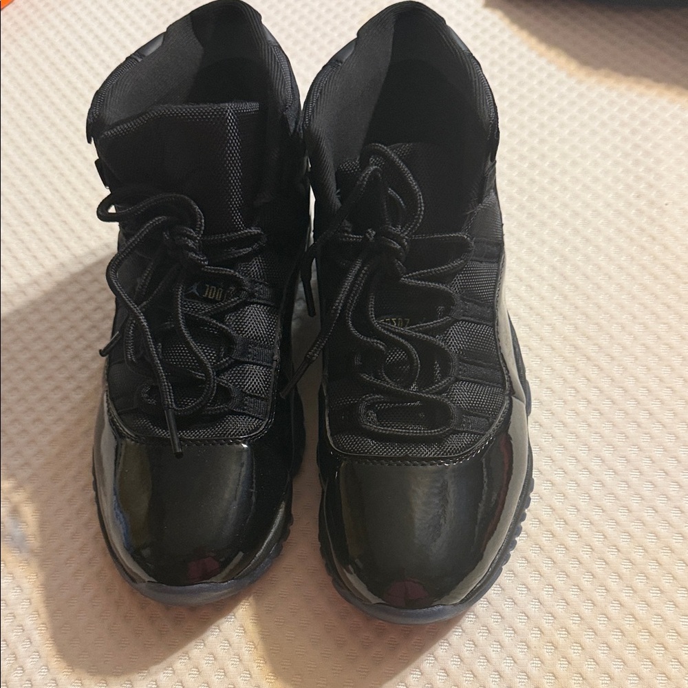Jordan 11s Gamma